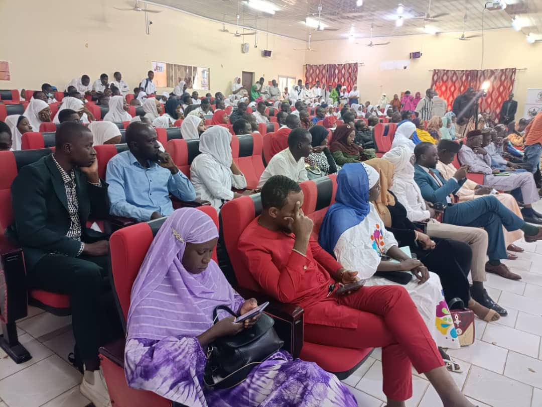 Cérémonie de lancement de la Semaine Mondiale De l’Entrepreneuriat #SME2022 ce matin à l’EST en présence de la Ministre de l’Entrepreneuriat des Jeunes, des représentants des structures du RESAEN et de plusieurs invités de marque.