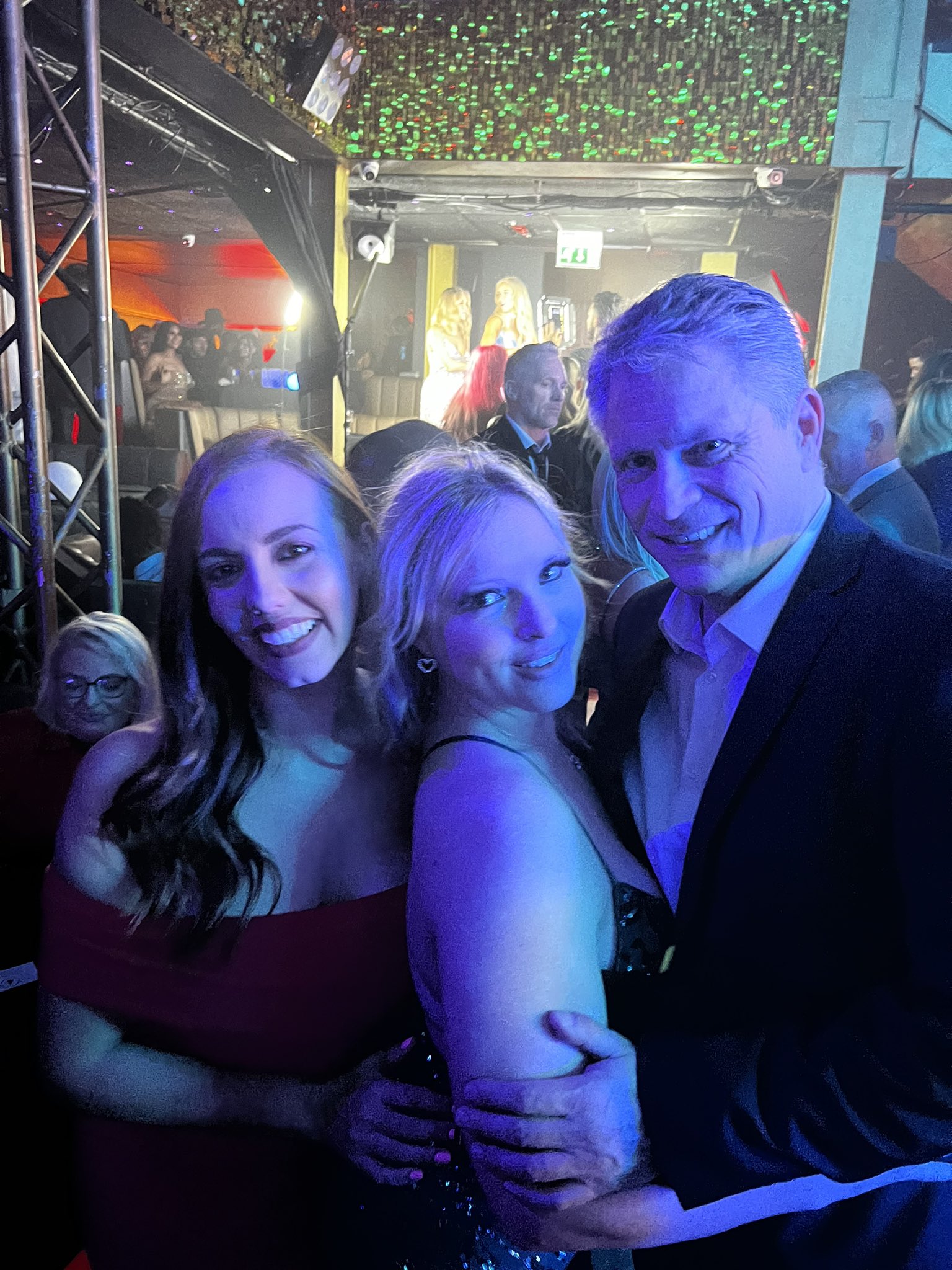 TW Pornstars - VistaWife. Twitter. It’s not everyday you meet @Charlie