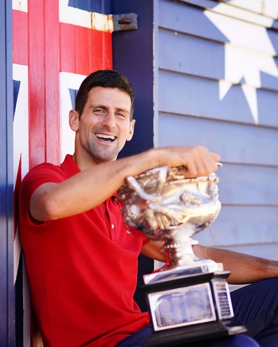 𝐀𝐌𝐀𝐙𝐈𝐍𝐆 𝐍𝐄𝐖𝐒 🤩

– 𝗡𝗼𝘃𝗮𝗸 𝗗𝗷𝗼𝗸𝗼𝘃𝗶𝗰 🇷🇸 will be allowed to return to Australia 🇦🇺 for the 2023 <a href="/AustralianOpen/">#AusOpen</a> after his three-year ban from the country was overturned today! 🙌 #TennisSerbia #Tennis🇷🇸 #NovakDjokovic #NoleFam #AusOpen <a href="/DjokerNole/">Novak Djokovic</a>