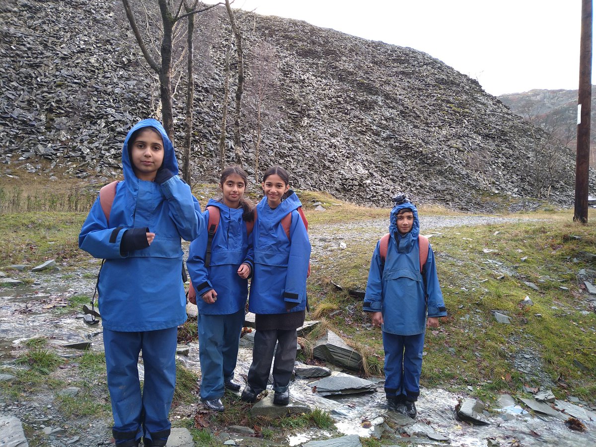 misswall9's tweet photo. Day 2- walking in the quarry's in the Langdales https://t.co/GXB1oBeR49