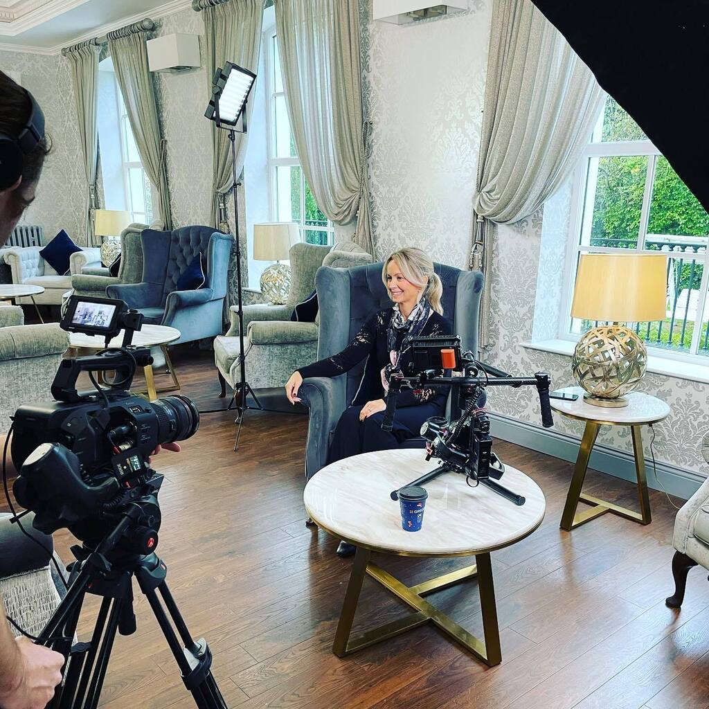 meaapni's tweet image. Sarah, our Executive Director of Health Programmes, the seasoned media pro, getting her groove on with some of the filming at our #WorldCafeEvent today for the #IMPACTDemonstrator project.