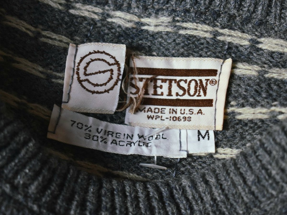 Rinceaux1's tweet photo. 【 used 】90’s usa animal pattern nordic knit sweater (M) GREY
#rinceaux
#knitsweater
#nordicpattern
#usaknitsweater
#90sknit
#90ssweater
#ランソー
#ノルディックニット
#古着ニット
#アースカラーニット
#アメリカ製ニット
#デザインニット
#柄ニット
#グレーニット
#古着通販
#古着 https://t.co/4S6CvPNtM8