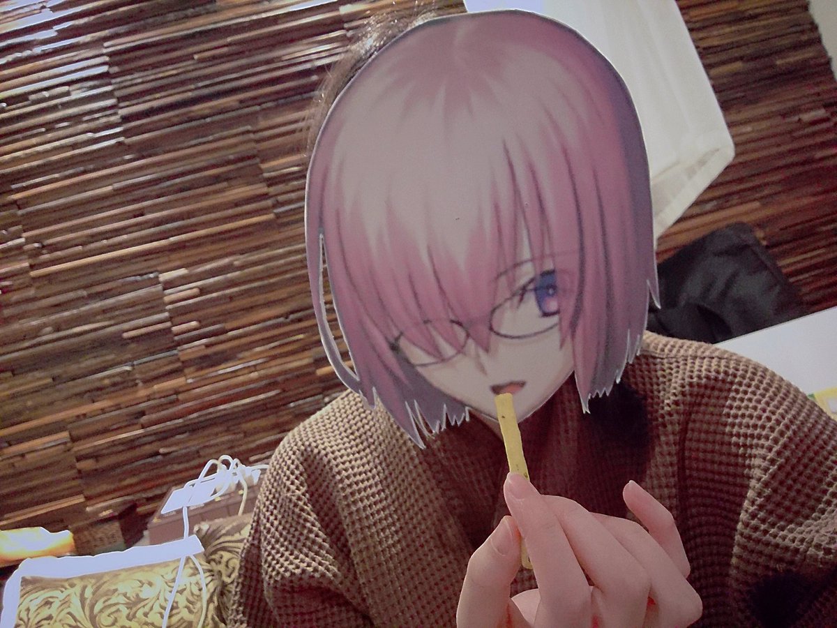 マシュ・キリエライト(Fate) 「Q.お面、何?A.狂気の産物 」|はるかっぱのイラスト