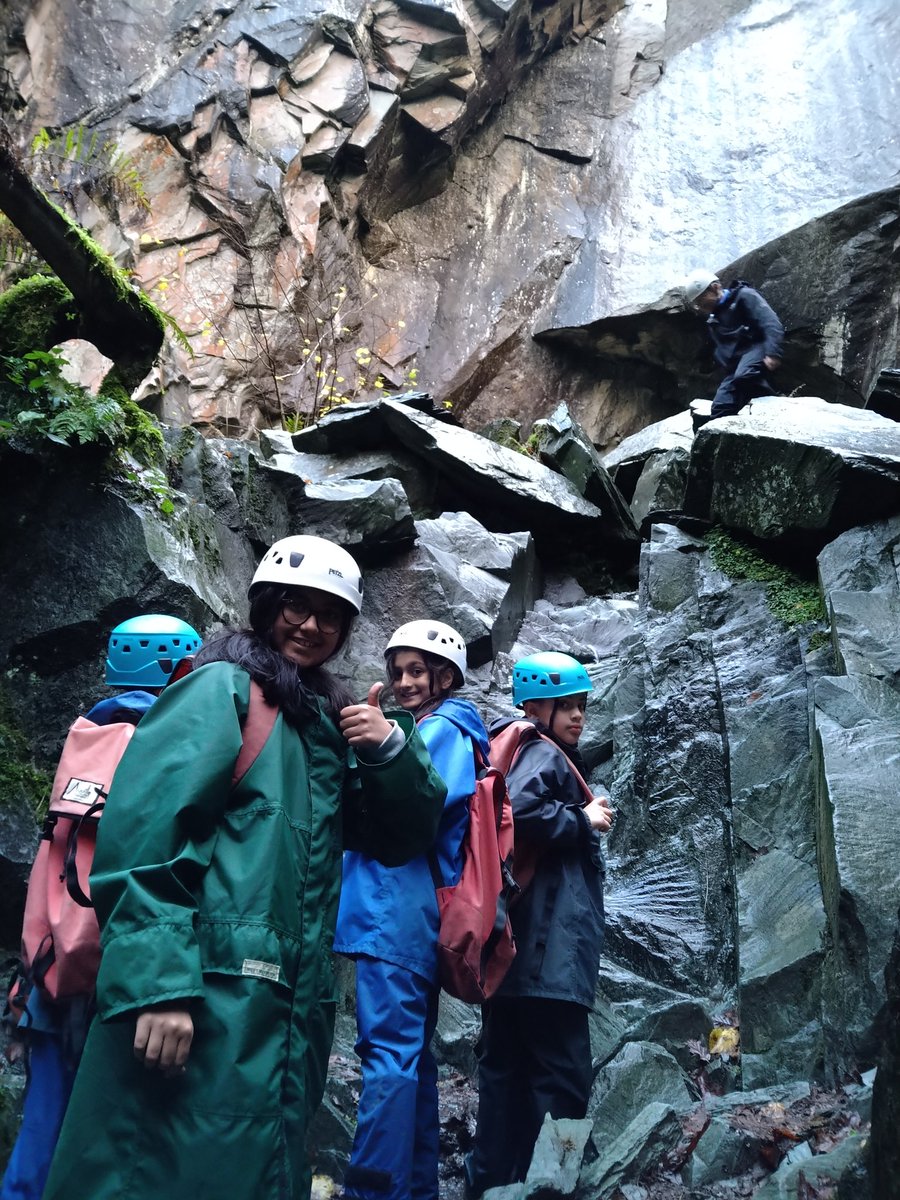 misswall9's tweet photo. Day 2- scrambling and going in a very dark cave , so much fun in the Langdales https://t.co/3FBSI8fl2y