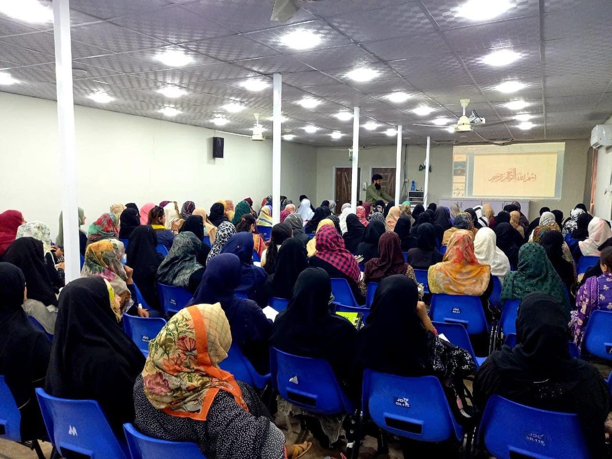 ZafarJdc's tweet photo. 𝗔𝗺𝗮𝘇𝗼𝗻 Batch-01 Class at JDC Free IT City.
Time slot: 9AM-10AM (Girls only)
For more details please call us at 021-36641024
.
.
.
#jdc #jdcfoundation #jdcfreeitcity #itcenter #freecourses #amazon #amazoncourse #digital #digitalart #ecommerce #dropshipping https://t.co/NK79MVBCIx