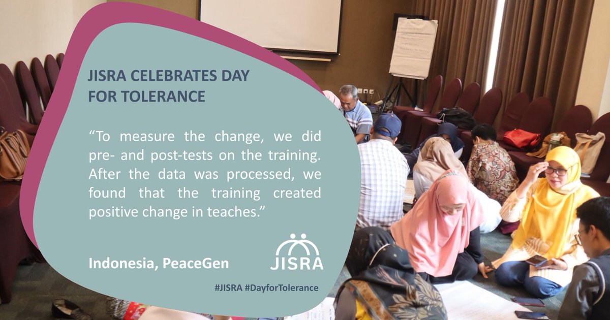In Indonesia 🇮🇩, <a href="/PeaceGenID/">Peace Generation</a> trained 100+ high school teachers on issues related to #FoRB,intolerance, bullying &amp; sexual violence.

After the training, teachers showed positive changes on approaching children’s rights, social media &amp; religious tolerance. 

#DayforTolerance #JISRA