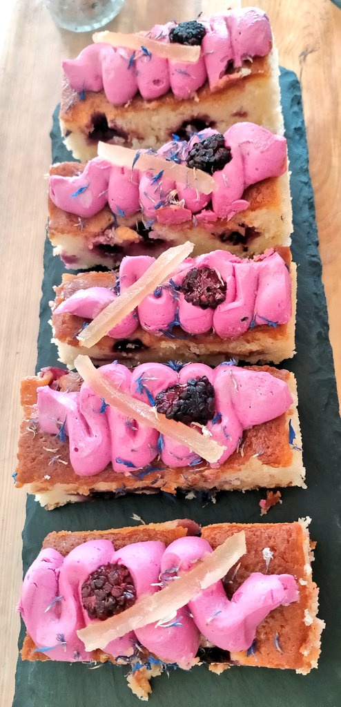 Cake of the Day

Blackberry Limoncello Bay &amp; Thyme