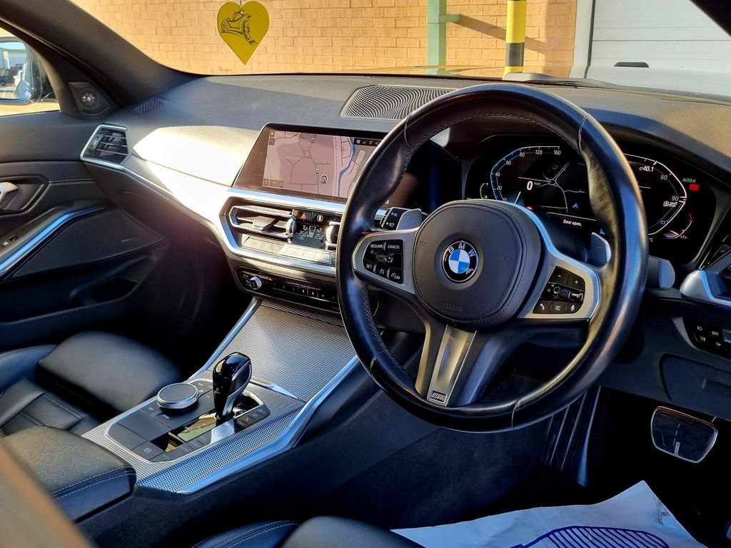 SharmanGroup's tweet photo. BMW 3 Series 2.0 320d M Sport Auto xDrive Euro 6 (s/s) 4dr
----------------------------------------------------------------------
HUD+LASER LIGHTS+M SPORT PLUS+
----------------------------------------------------------------------
https://t.co/9JtRvM9hjb https://t.co/bvwuZQUC8n