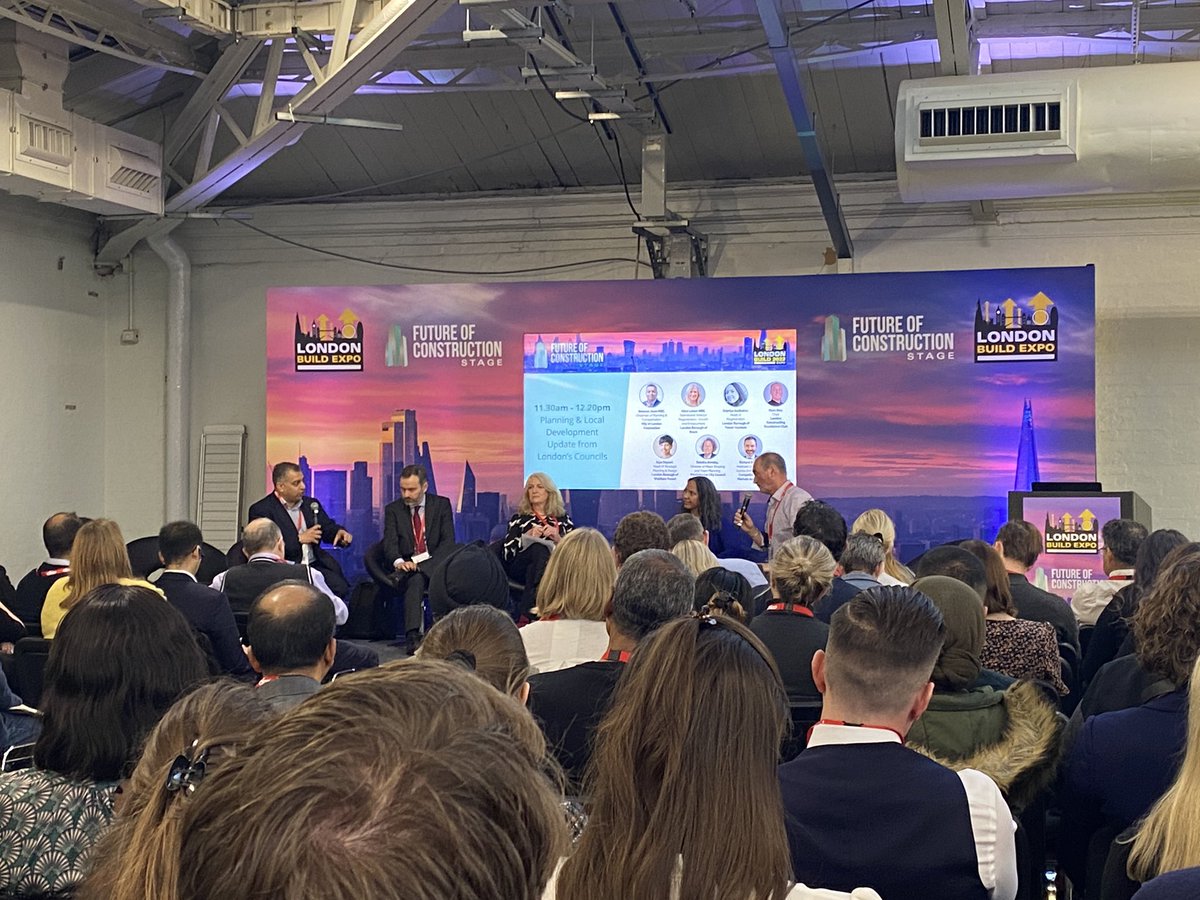 Cascade_Comms's tweet photo. Good conversation with London Councils about planning in the nation’s capital. 

Interesting to hear that Tower Hamlets are going through their new local plan and how it could greatly benefit one of the country’s most deprived boroughs. #LondonBuildExpo2022 https://t.co/dgmQQsYrvW