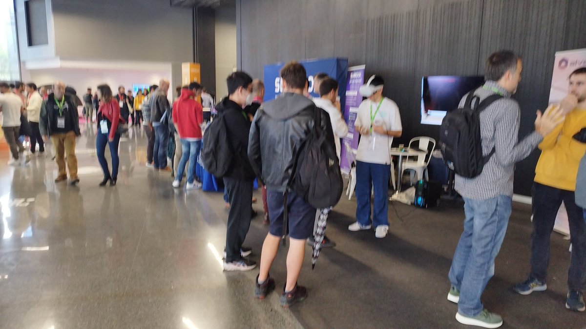 nexustor's tweet image. Estoy en #LibreCon2022 a ver qué se cuece.