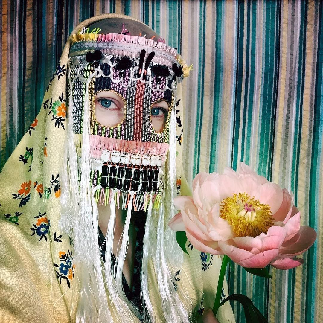 Artist: IG@damselfraun
Ⓜ️#ManesMAG #VisualArt #aesthetics