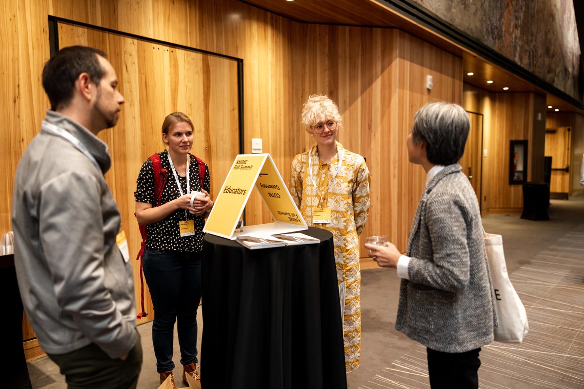 knime's tweet photo. #KNIMESummit2022: Interesting conversations at the Birds of a Feather Tables. Topics were Women in Tech, Productionizing Data Science, and Educators.
#womenintech #productionizing #datascience #KNIME https://t.co/KTmqt7BqrZ