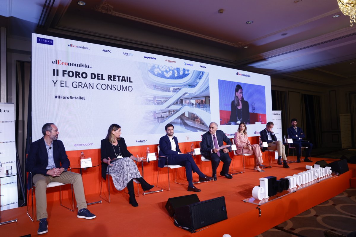 elEconomistaes's tweet photo. 🔶Participan:

🗨️Luis González (@Osborne_es)
🗨️Mariví Sánchez (@Calvo_es)
🗨️Fernando Antolín (@Deloitte_ES)
🗨️María García (AMC Natural Drinks Group)
🗨️José Armando Tellado (CAPSA)
🗨️Florencio García (@BetterBalanceES)

https://t.co/asMzI2iaNc

#IIForoRetaileE https://t.co/Rk1P880joT