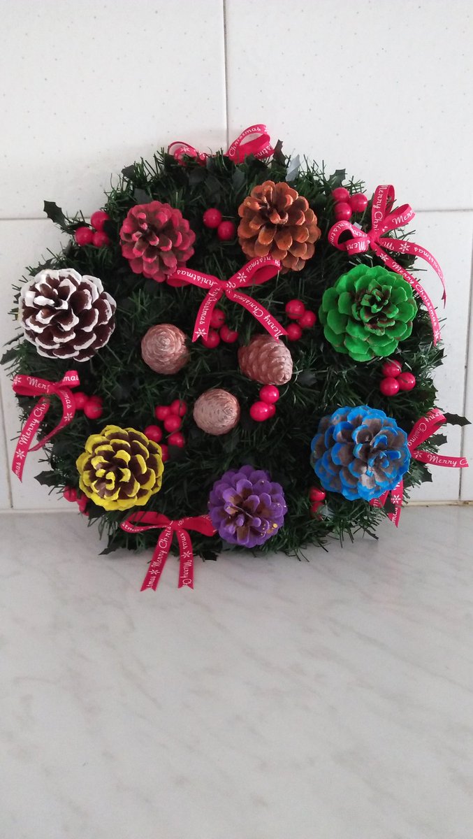 JabKnit's tweet photo. Homemade Christmas Decor😍 

#decoration #Christmas #homemades #art https://t.co/X5TvGmjZiD