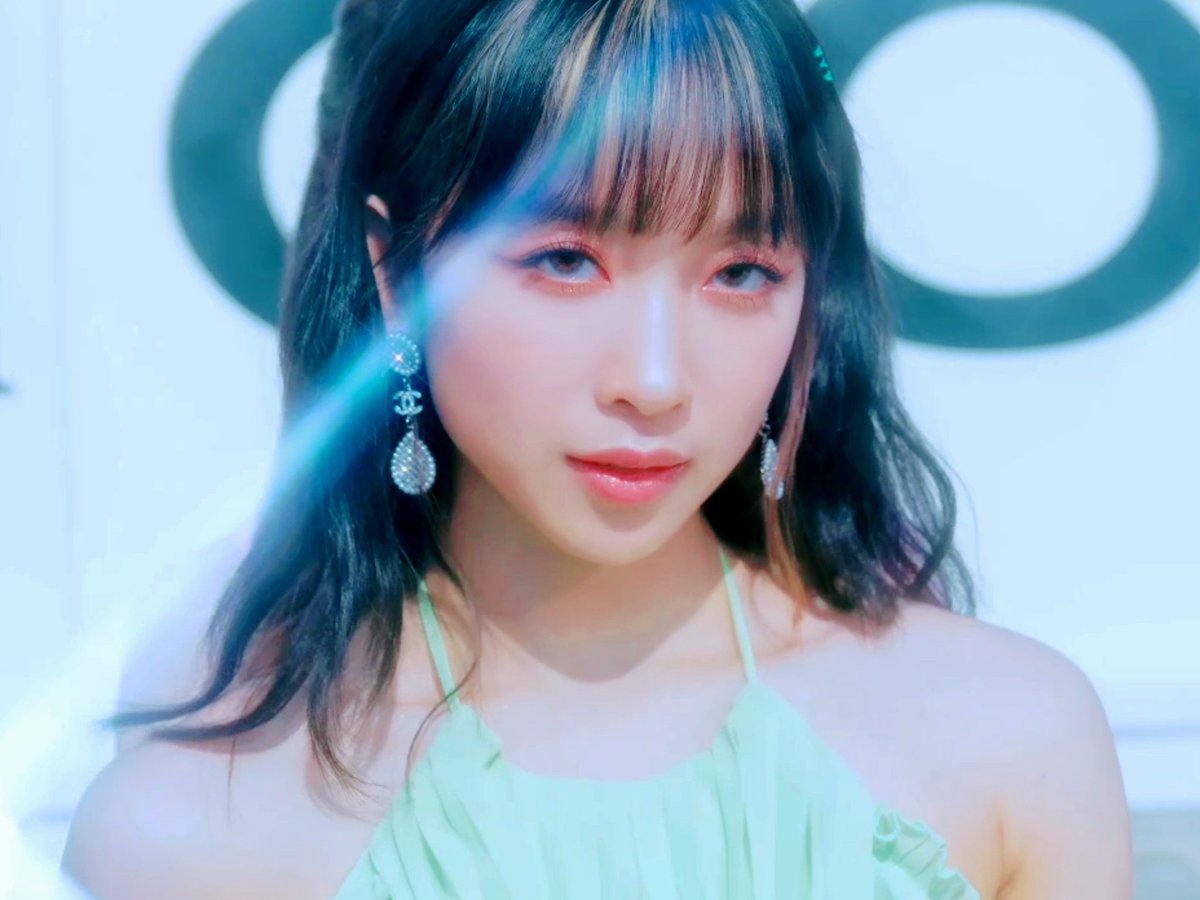 DitaSsun's tweet photo. #디타 #DITA https://t.co/CQ4uVpulLN