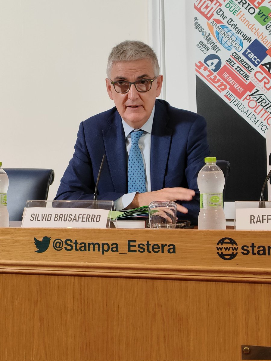 SaveChildrenIT's tweet photo. "Misurare è estremamente importante e questa pubblicazione ha il merito di farlo, attraverso una chiave di lettura molto valida. Garantire la salute vuol dire creare un contesto in cui la salute stessa va conservata e promossa." @s_brusaferro interviene su #AtlanteInfanzia. https://t.co/MVJklSmqnN