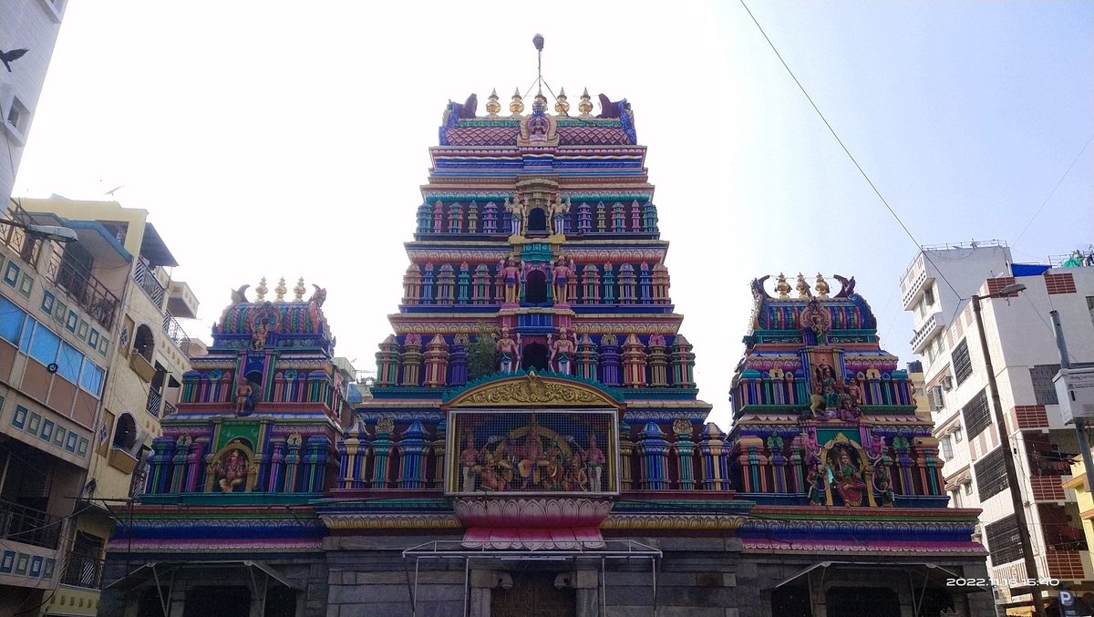 vimalvarman6's tweet photo. 800 வருட பெங்களூர் வன்னியகுலக்ஷத்ரியர் கரகம் எடுக்கும் ஸ்ரீதர்மராஜர் தாய் திரெளபதி அம்மன் கோவில், திகளர்பேட்டை!

தற்பொழுது தரிசனம்! https://t.co/BTyxMYaHb0