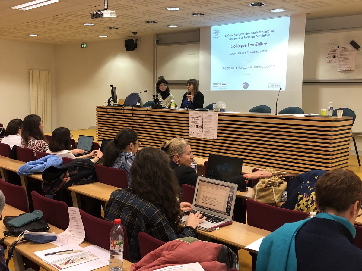 fem_en_rev's tweet photo. Jenna Lagha et Agnieszka Halczuk présentent l’immense travail de @PerseeFr sur la Perséide FemEnRev.
On pense évidemment au rôle fondamental de @SebMazzarese et de @heleneBeFa dans la réussite de ce projet ! @COLLEX_IR https://t.co/bxz8uqdlqr