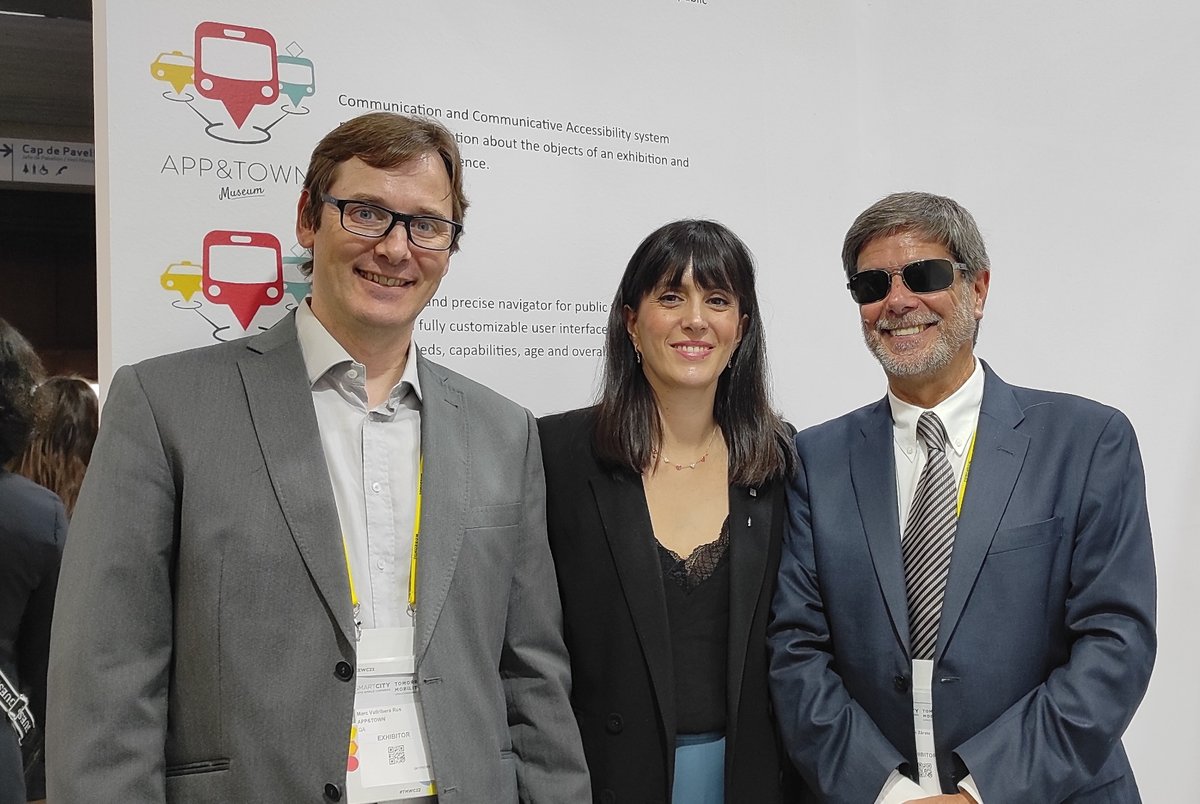 appandtown's tweet photo. Avui hem tingut la visita de @GinaTost, Secretària de Polítiques Digitals de la Generalitat de Catalunya. Hem pogut explicar els nostres productes i ens ha animat a continuar desenvolupant sistemes per fer unes ciutats socialment més humanes https://t.co/EH8poY3IpI