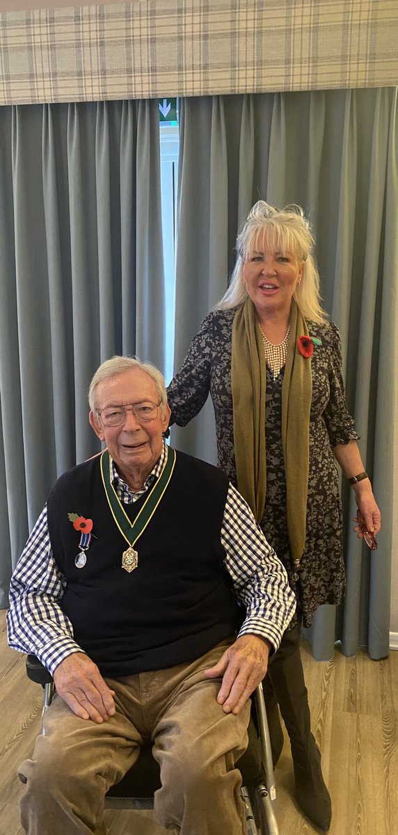 Reporterbird's tweet image. My dad, John Baker only the fifth person to get an Hon. Lifetime Award from his Livery company for his lifetime of work to improve sight worldwide. ❤️