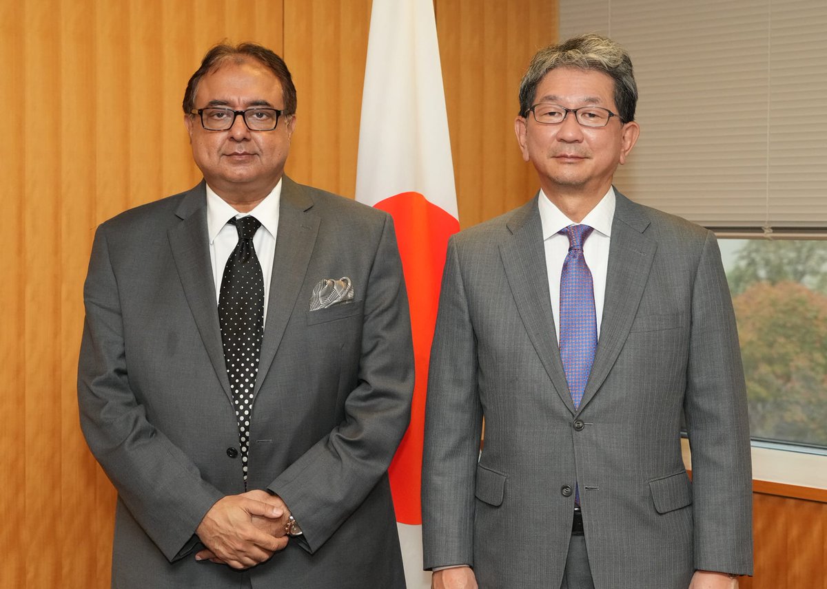 Mr. Raza Bashir Tarar, Ambassador-designate of Pakistan to Japan handed over copy of his credentials to Mr. Takeo Mori, Vice Minister for Foreign Affairs of Japan on 15th November 2022.