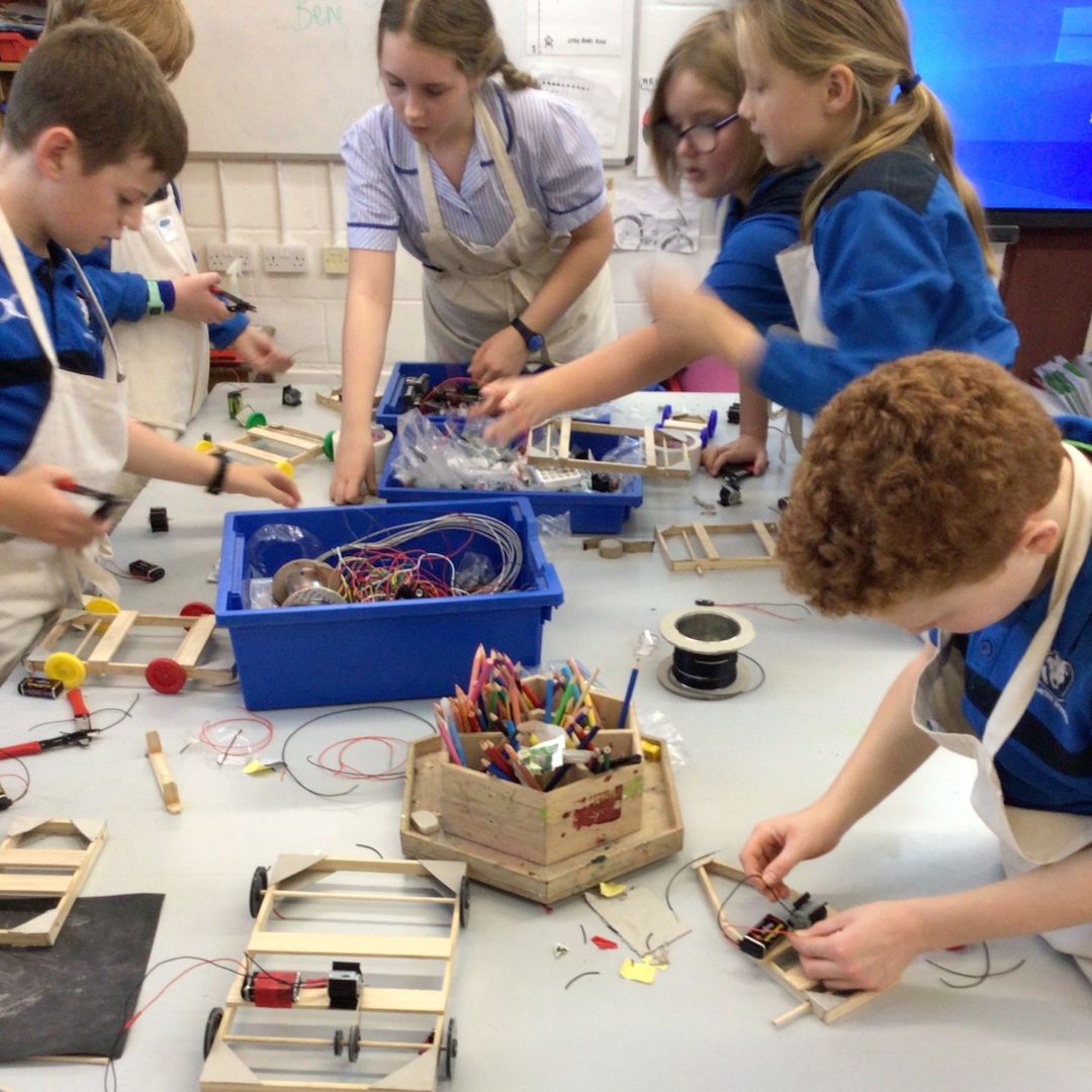 Year 6 had a fantastic DT lesson last
Friday, learning how to use motors and switches as
they built circuits, which they used to bring their own
toy cars to life.

#surreyprepschools #prepschool #longacreschool
#longacrelife