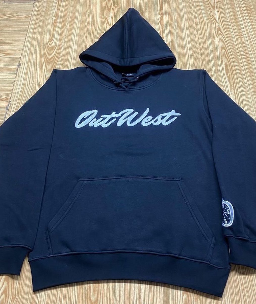 CeaseIndacut's tweet photo. New merch on the way 🚨OutwestClothing716
#FollowYourCompass
Hoodies Premium cotton
All embroidered
Ski mask
Sublimation/ embroidered
PRE ORDERS ARE HIGHLY SUGGESTED INBOX FOR MORE DETAILS (These will Sell Out) #RetweetThisPost #outwest #comeshopwithus #shippingworldwide https://t.co/SVp2xtp7mf