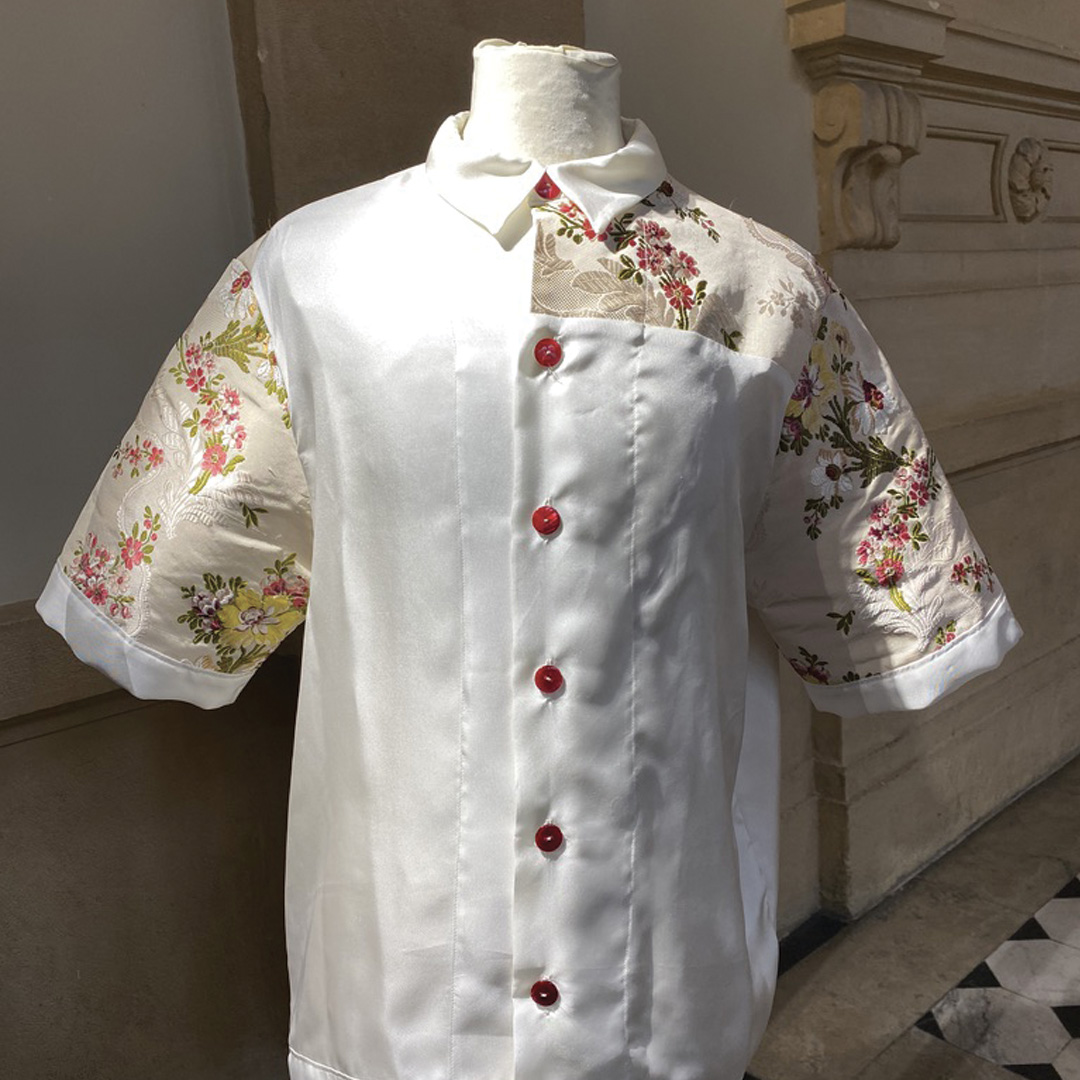 Découvrez la programmation culturelle de #silkinlyon2022 sur silkinlyon.com/animations/ !
Ateliers créatifs, conférences, expositions, visites guidées, performances artistiques et bien sûr la vente de tissus et accessoires... ✨