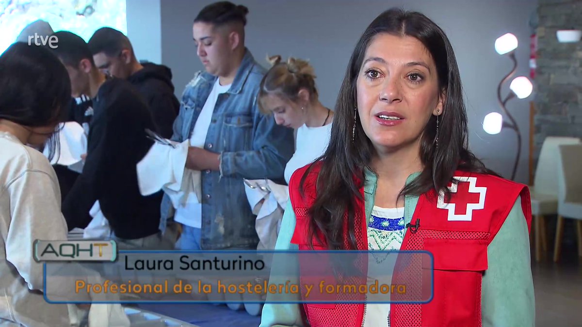 AQHT_TVE's tweet photo. Que el trabajo no tenga edad, ni género, ni país de origen… que sea accesible para TODOS

🎯Es el objetivo del 𝗣𝗹𝗮𝗻 𝗱𝗲 𝗘𝗺𝗽𝗹𝗲𝗼 𝗱𝗲 @CruzRojaEsp que cumple 20 años cualificando a personas con problemas para encontrar trabajo 
https://t.co/hEY2k4IeAF https://t.co/rTybz5NmRM