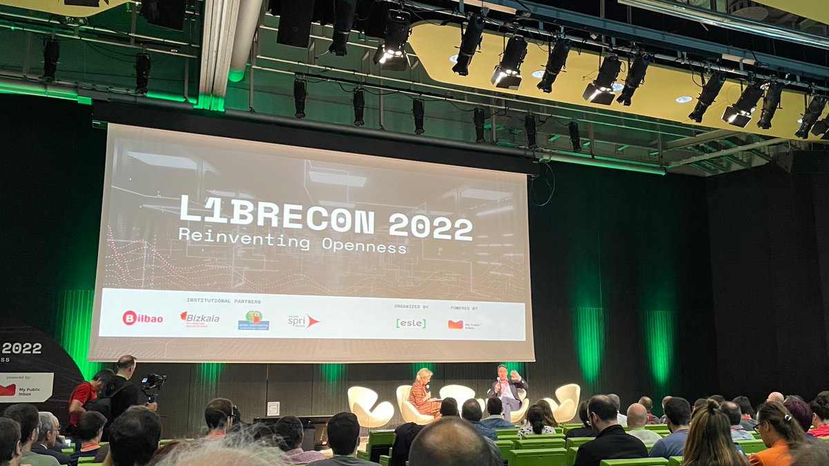 ULopezNovoa's tweet image. 2nd day at #LibreCon2022, now Ignacio Cirac from @MPI_Quantum speaking about the future of Quantum