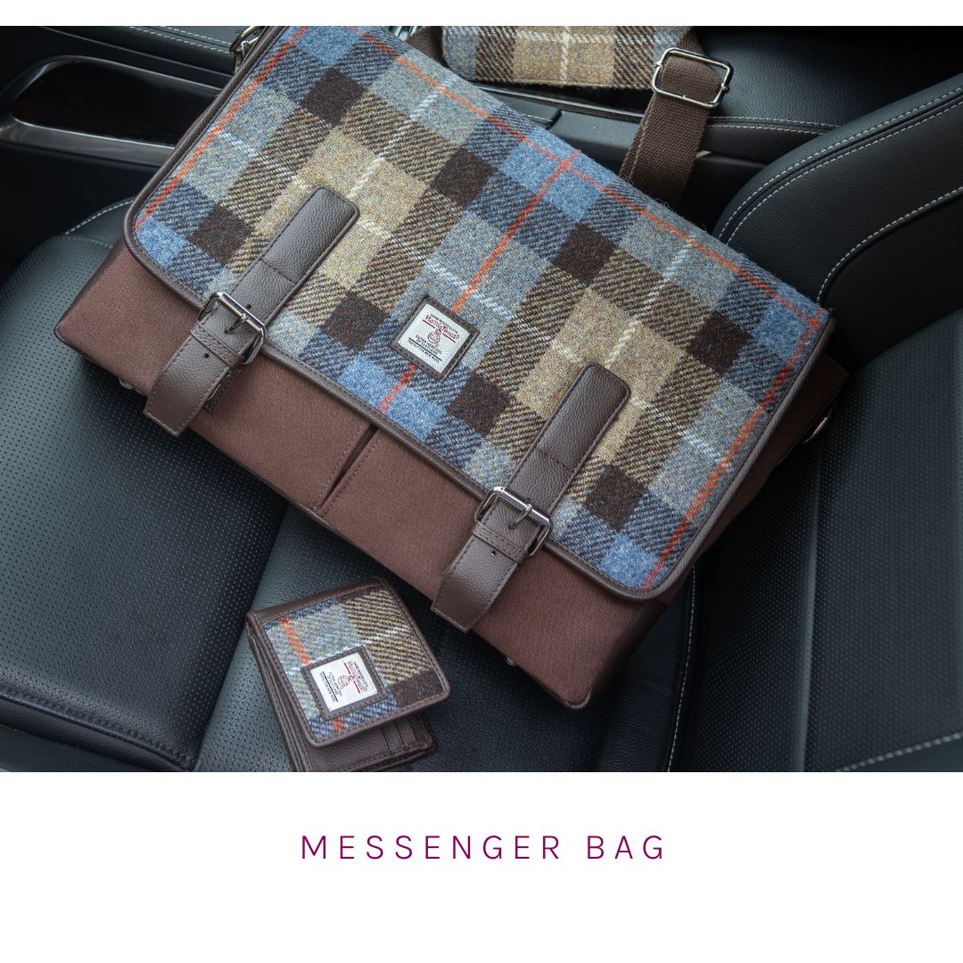 the_maccessori's tweet photo. Here's a great selection for the Men.
Shown here in Blue/Brown, our Men's items come in a range of #HarrisTweed colours
#giftsforhim #christmasgiftideas #shopsmalluk #shopsmallonline #menswallets #messenger #lovetweed #scottishbusiness https://t.co/P153NwjnlJ