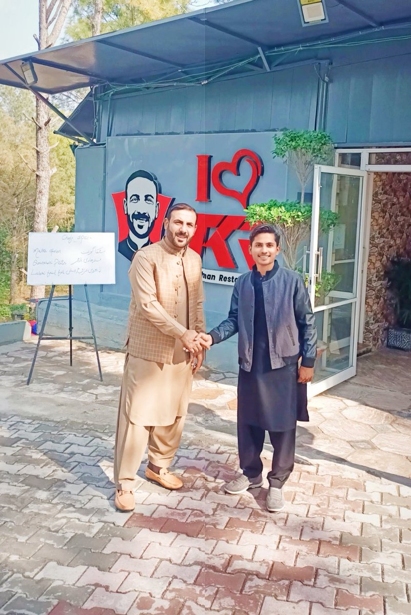 akif_Says's tweet photo. Tahir Khan owner of TKR, very humble person 💞 https://t.co/Ozcz5CMwCM
