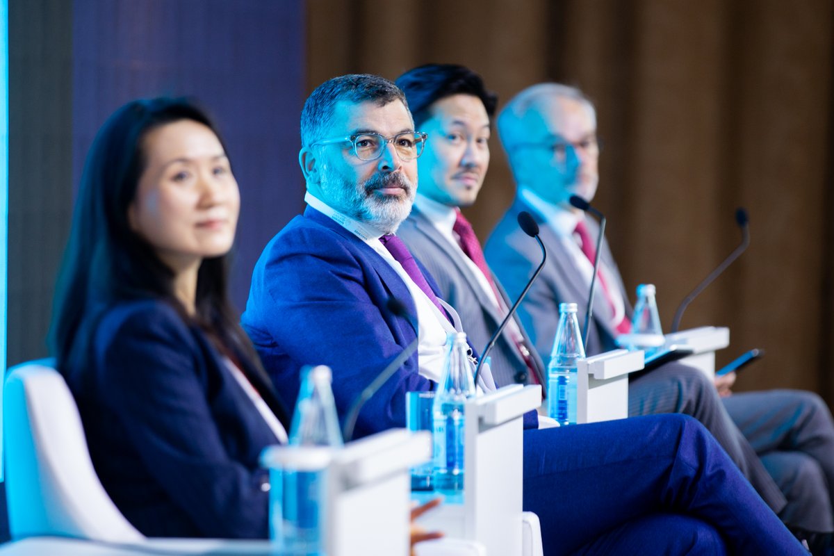 SOFAZOfficial's tweet photo. Highlights from the second day of the 14th Annual Meeting of the International Forum of Sovereign Wealth Funds hosted by SOFAZ
#ARDNF #SOFAZ #IFSWF #annualmeeting2022 #mobilisingcapitalforchange https://t.co/6FPxEZWU5s