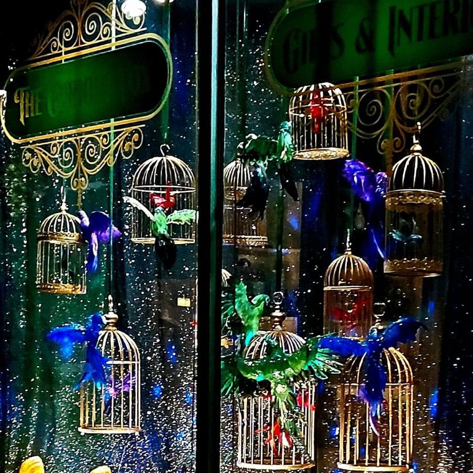 There’s still some dates available for the #Stretford festive windows. Have you bagsied your date yet? It’s a dead easy way to spread some love and light to your community. Let me know if you want to join in? 🎄