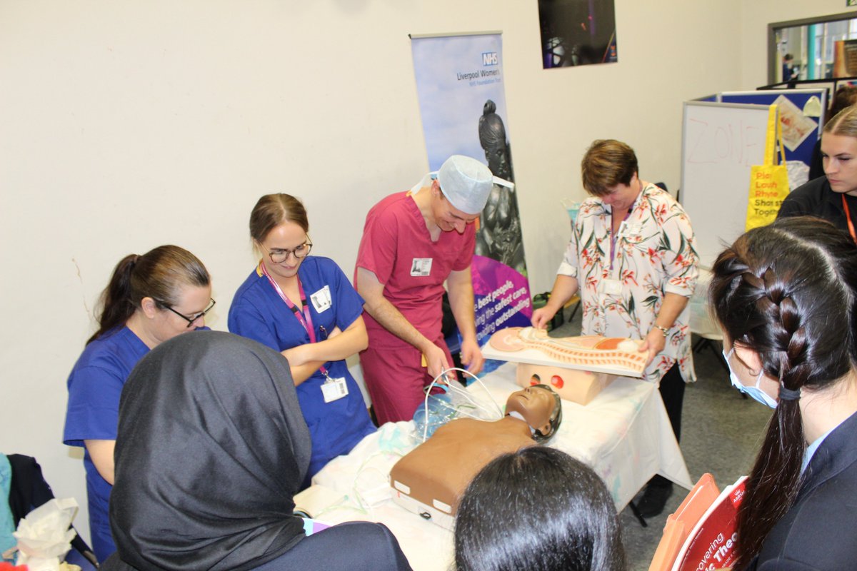 abblanchschool's tweet image. Our NHS stands are proving really popular today with students. A massive thank you to the staff from Aintree and the Women’s Liverpool Hospital for volunteering their time to support our young people today in our #ABSCareersFair2022. @CareersProgress @EducateAwards #CEIAG