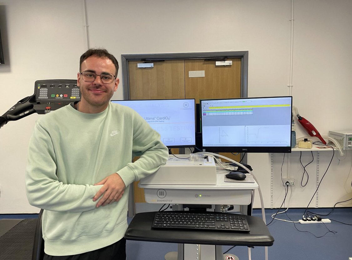 USW_SPEX's tweet image. 🏴󠁧󠁢󠁥󠁮󠁧󠁿 Here’s Morgan Llywelyn, MSc course rep having just finished a pulmonary function practical. 

🏴󠁧󠁢󠁷󠁬󠁳󠁿 Dyma Morgan Llywelyn, cynrychiolydd cwrs MSc sydd newydd orffen sesiwn ymarferol swyddogaeth ysgyfeiniol.

#sport #science #courserep #studentvoice #USW #uni