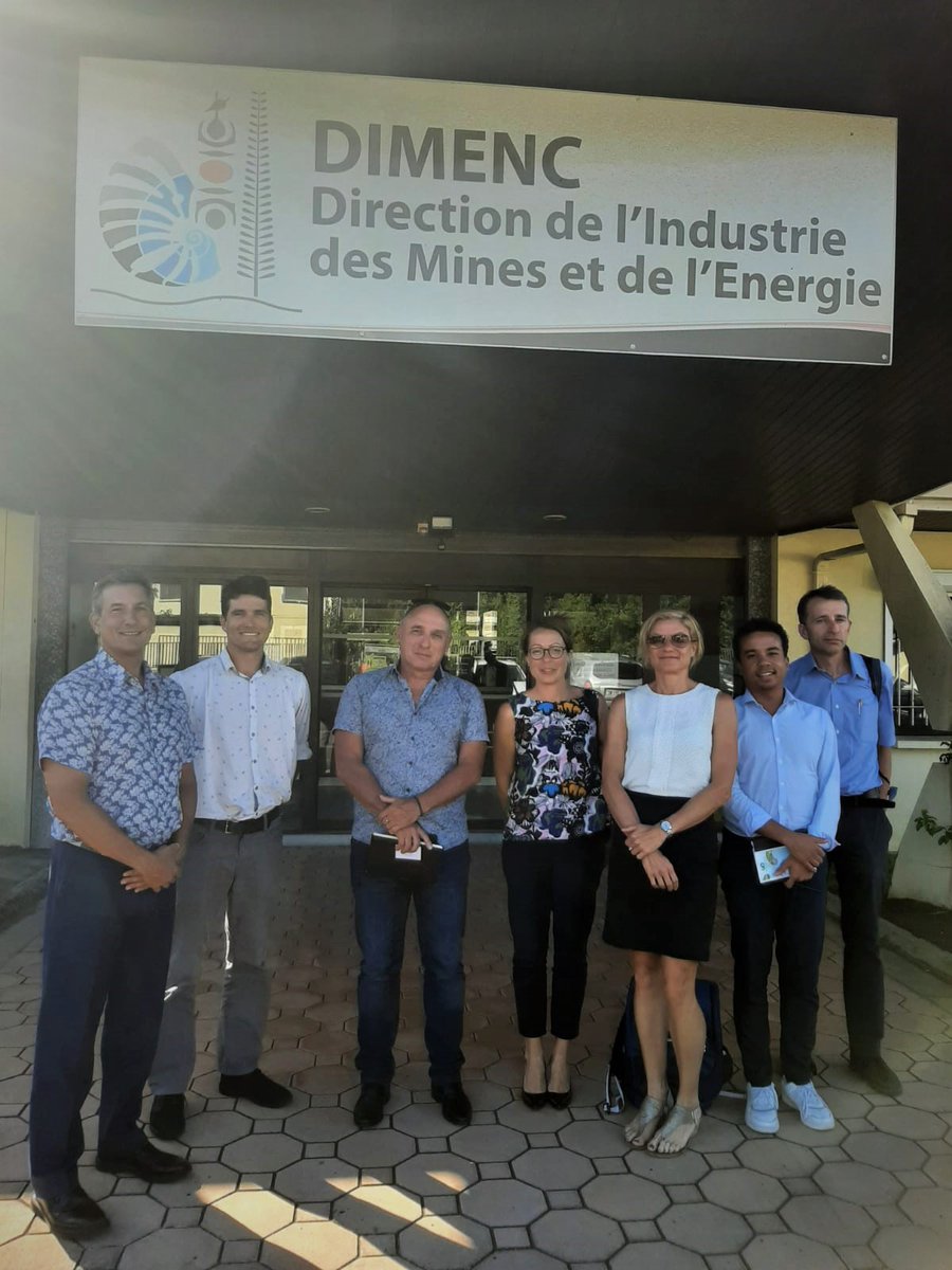 greenoverseas25's tweet photo. Hier, l'équipe GO a rencontré des représentants de la #DIMENC et de l' #ACE
L'occasion d'aborder les enjeux de la transition énergétique en Nouvelle-Calédonie et d'échanger quant à de possibles collaborations futures
#GO4Climate #resilience #transitionenergetique https://t.co/RX4jgSvAoJ