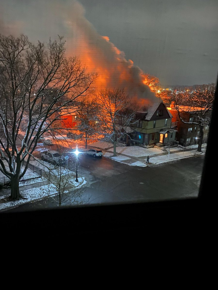 Chenue Her on Twitter "Des Moines firefighters battled this huge fire
