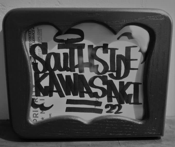 you_see's tweet image. 山田丸君の展示会「SouTHSIDE KAWASAKI」が12/9(fri)と12/10(sat)に開催されるそうで、10日は夕方からパーティーもやるそうです🔥🔥🔥🔥🔥

マジ楽しみっす👊😎

#山田丸 #SouTHSIDEKAWASAKI
#graffi #graffitiart #streetart #art