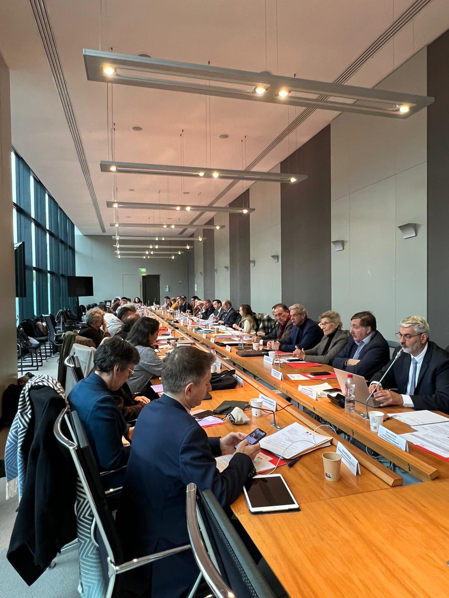 laurent_sceaux's tweet image. ➡️ J’ai présidé ce matin la séance plénière du Conseil supérieur de la fonction publique territoriale #CSFPT Nous avons examiné plusieurs projets de décret du @gouvernementFR : « le service public, c’est avant tout des agents sur le terrain au service de nos concitoyens » #FPT