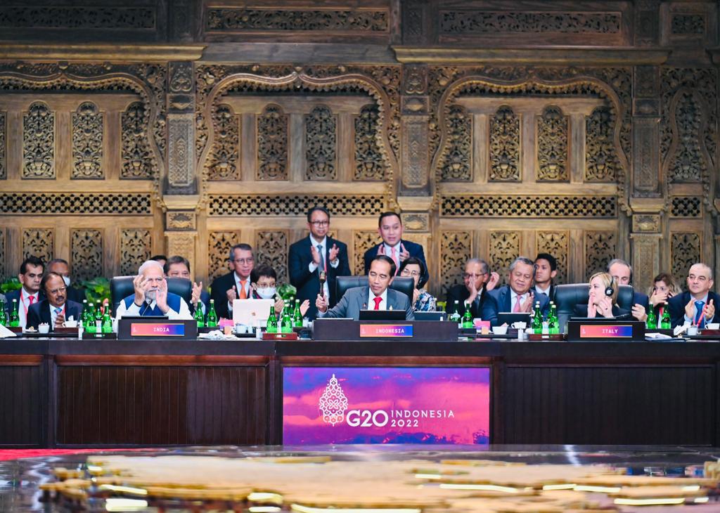 KTT G20 di Bali selama dua hari telah berakhir.  Merupakan suatu kehormatan bagi Indonesia untuk memimpin G20 selama satu tahun terakhir ini. 

Saya bersyukur bahwa G20 Indonesia telah menghasilkan sebuah dokumen berupa G20 Bali Leaders Declaration.