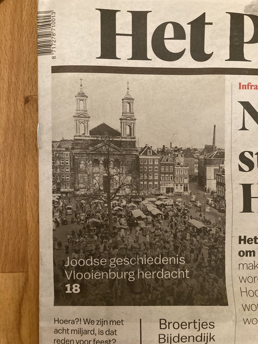 lisaworner's tweet photo. Gisteren is er bij de Stopera eindelijk een plaquette onthuld ter nagedachtenis van Vlooienburg en de Joodse bewoners. Mn vader zou trots zijn maar nog belangrijker: de geschiedenis wordt verteld. Dank alle initiatiefnemers! #amsterdam #vlooienburg #jodenbuurt #plaquette https://t.co/N3GYUoEX4y