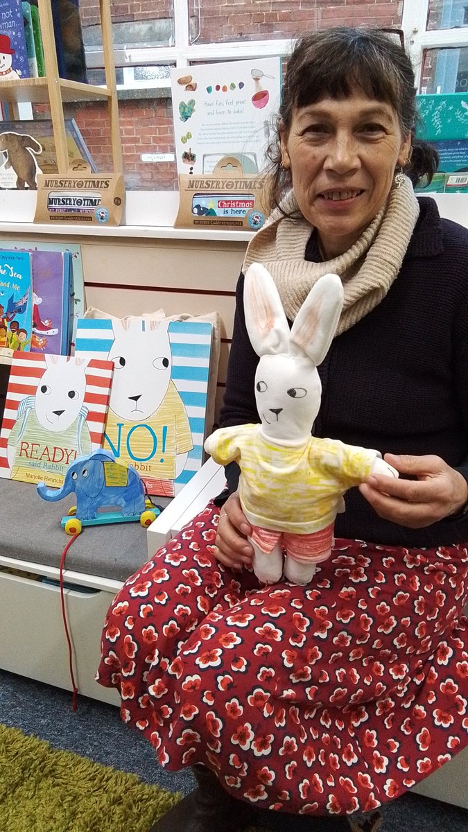 Come and meet Marjoke Henrichs and listen to her read her beautiful stories, come in out of the rain! #woodbridgebooks #marjokedraws #storytime