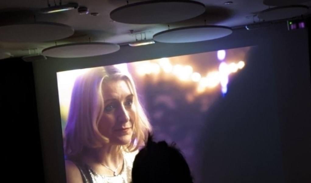 MDarkinPriceAct's tweet photo. This makes it all worthwhile!
I loved seeing a film about a mature lady exploring her sexuality... I can really relate to her
...feedback from a tearful member of the audience @Norwichfilmfest #ADifferentPlace #filmpremiere #matureactress #lgbtfilm #storytelling https://t.co/NsMPY6oSqk