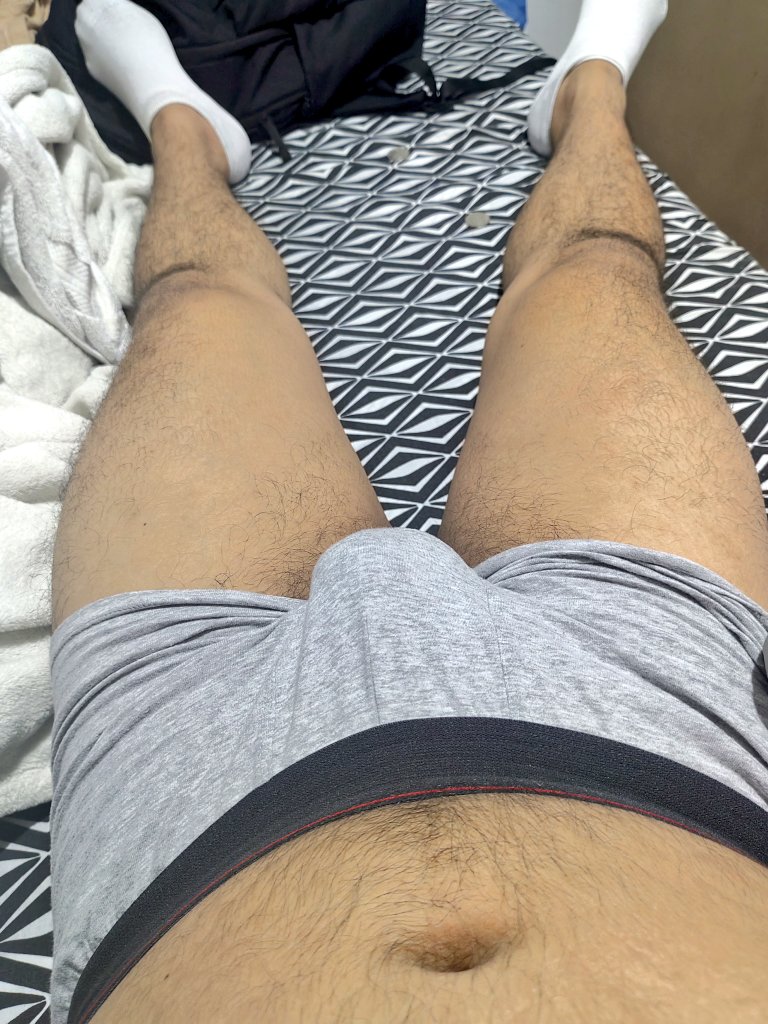 Jp199xx's tweet photo. Preparing for Work 😱 #PinoySaKuwait 😉 https://t.co/fSGxkF5Xyw