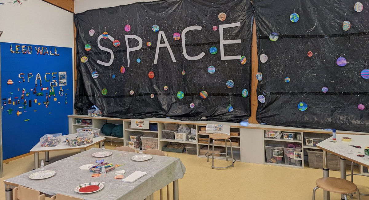 Space Week has really taken off! Our Space wall is adorned with planets made by the students using filter paper, pens and water sprays. #spaceweek #spaceiscool <a href="/FIS_School/">Frankfurt Int School</a>