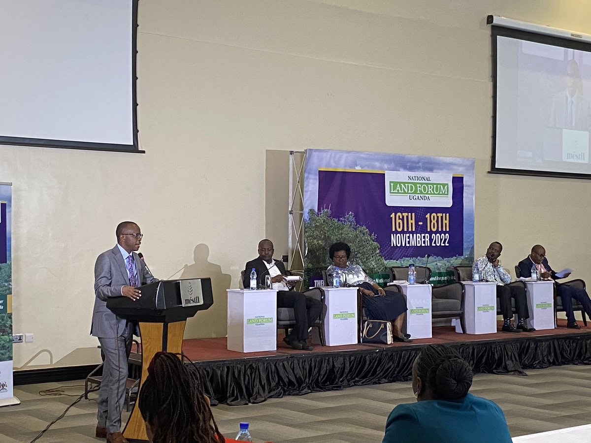 LandAtScale_ug's tweet photo. Day one of National Land Forum Uganda
“A policy that doesn't speak to intended people is not a policy”, Mr Nsereko Arthur
“Community sensitisation on land legal frameworks is key to access to land justice”Mr. Ounda Bernard
#LandRightNow https://t.co/xzzSJ2sj01