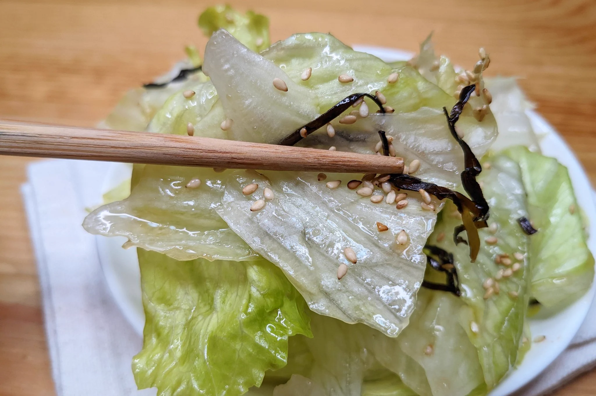 難しい工程が一切なくてすごくお手軽！びっくりしちゃうくらい簡単な「レタス」レシピ！