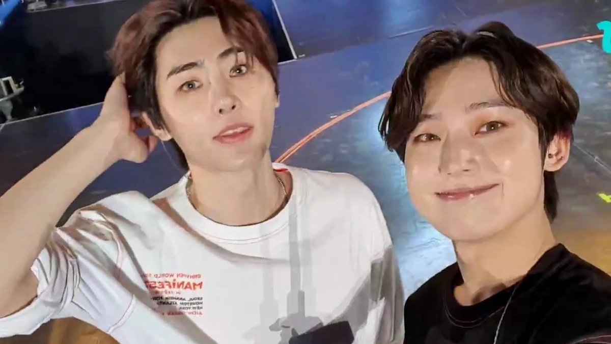sunsungallery's tweet photo. them in one frame 🥹😭 https://t.co/XOr123otzR