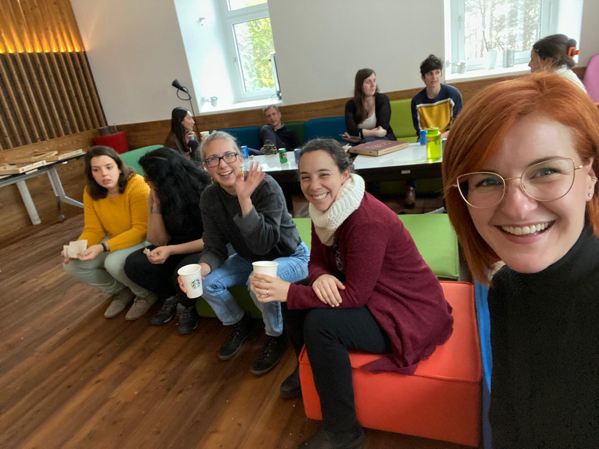 Keeping the spirits high when the servers are down: 🍕✅🔬❎